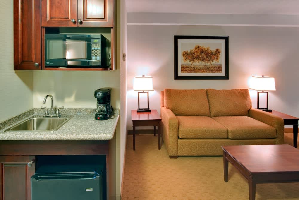 Holiday Inn Express & Suites BROCKVILLE by IHG 2