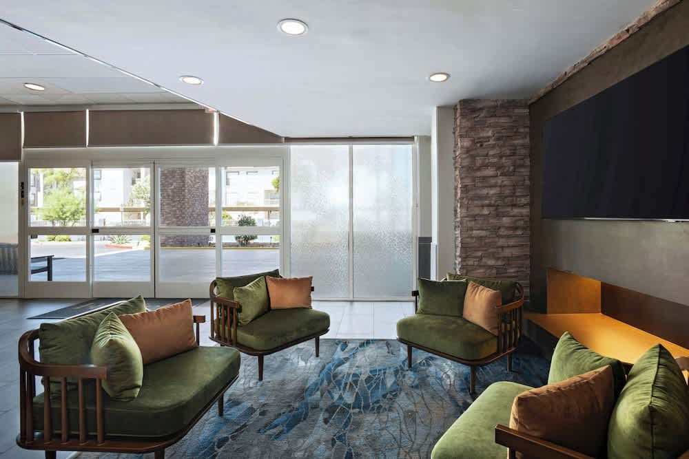 Fairfield by Marriott Inn & Suites Phoenix West Chandler 2