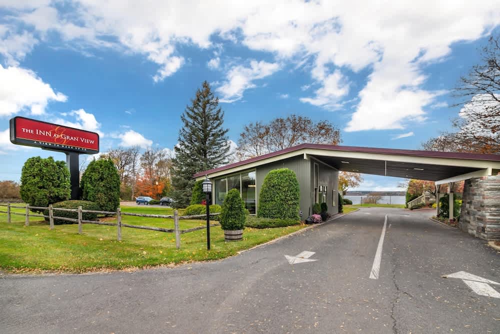 The Inn at Gran View Ogdensburg, an Ascend Collection Hotel 1