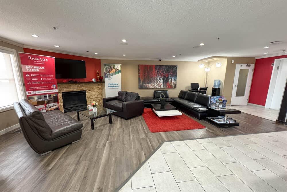 Ramada by Wyndham Sherwood Park 2