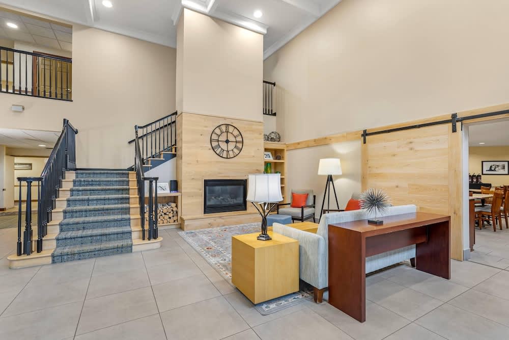 Country Inn & Suites by Radisson, Des Moines West, IA 2