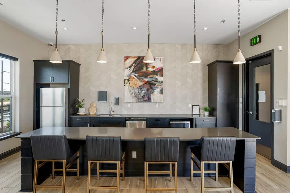 Arts District Apartments By Landing 2