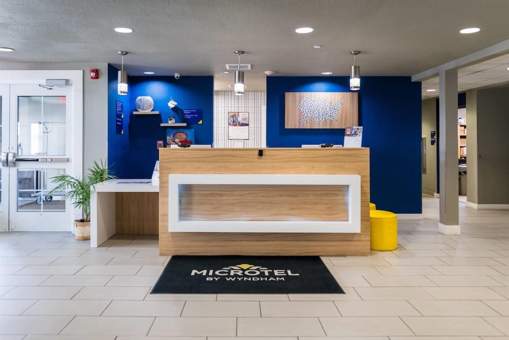 Microtel Inn & Suites Cheyenne 2