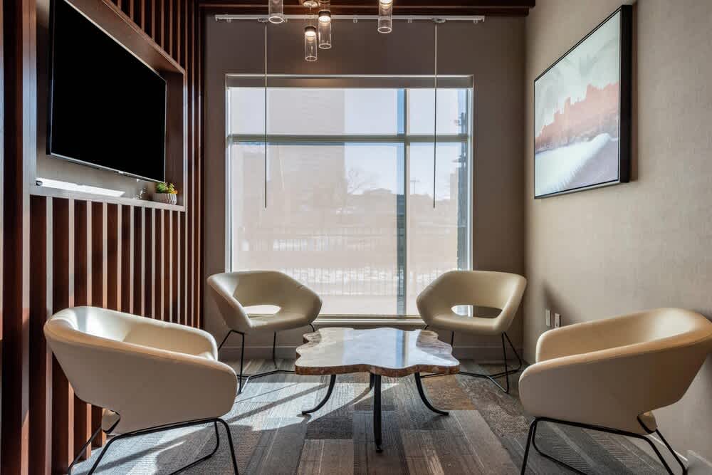 Cambria Hotel Minneapolis Downtown 2