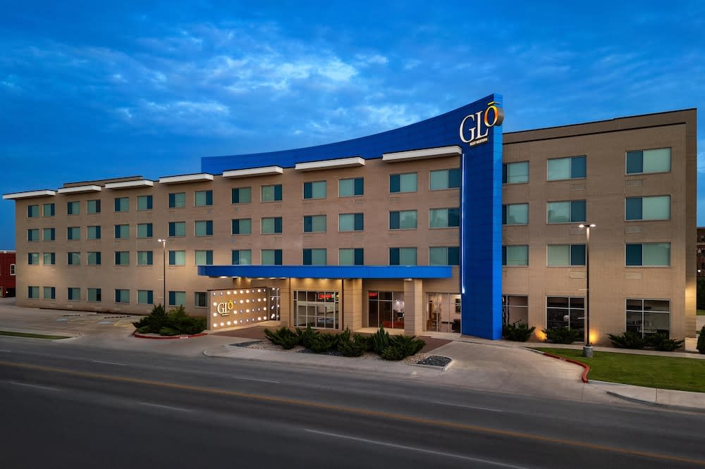 GLō Best Western Enid OK Downtown - Convention Center Hotel 1