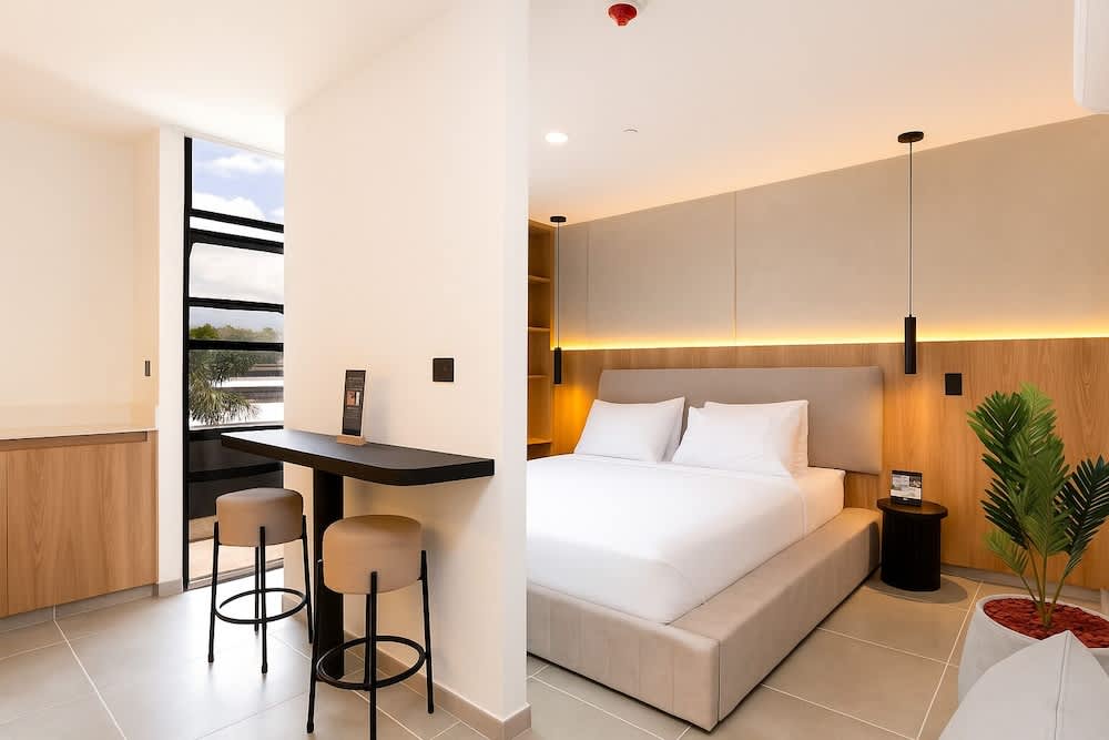 Metropolitan Living by HOUSY 1