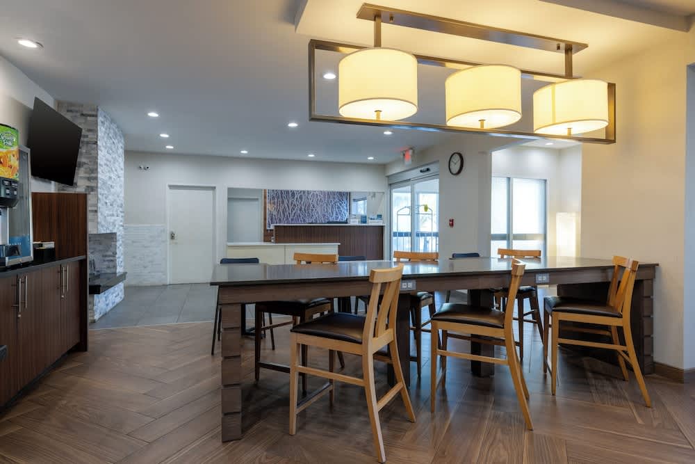 Fairfield Inn by Marriott Dothan 2