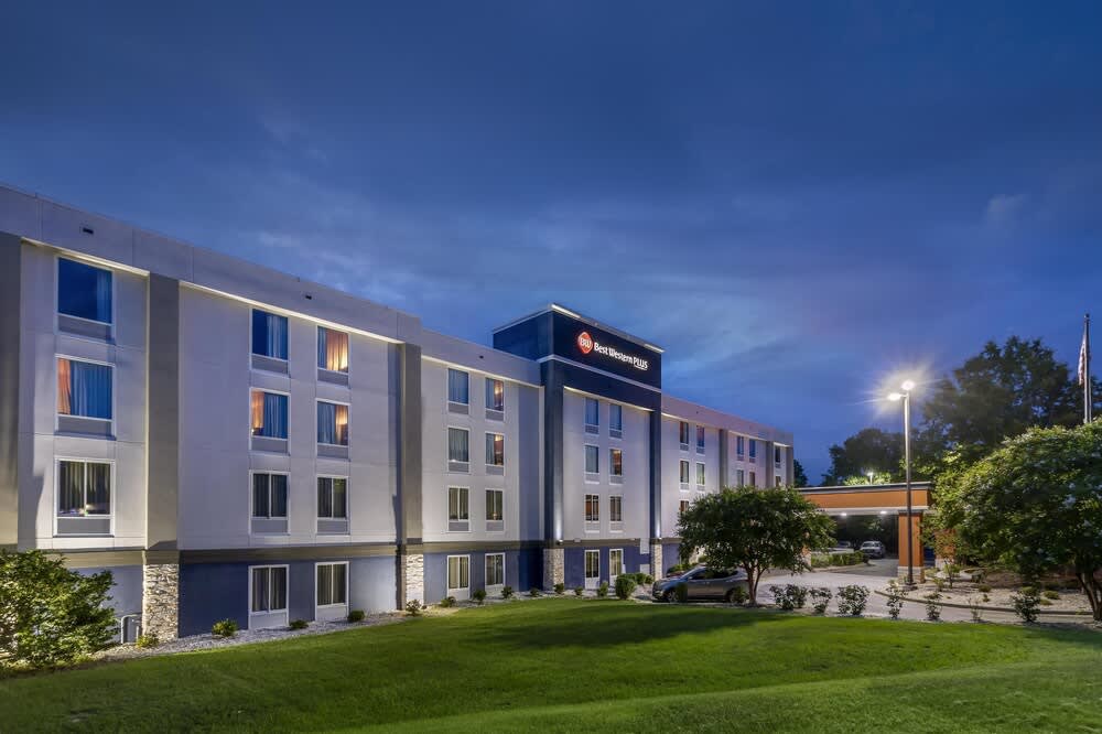 Best Western Plus Lexington Inn 1
