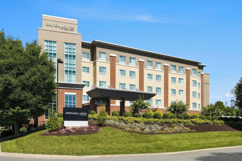 SpringHill Suites by Marriott Roanoke 1