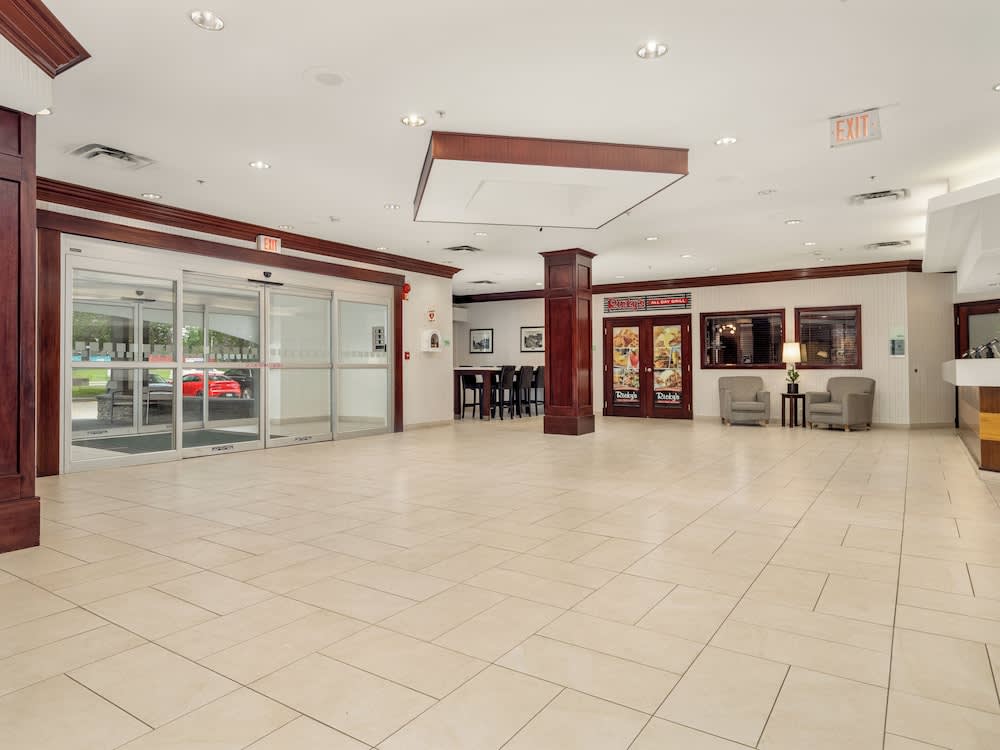Holiday Inn CONFERENCE CTR EDMONTON SOUTH by IHG 2