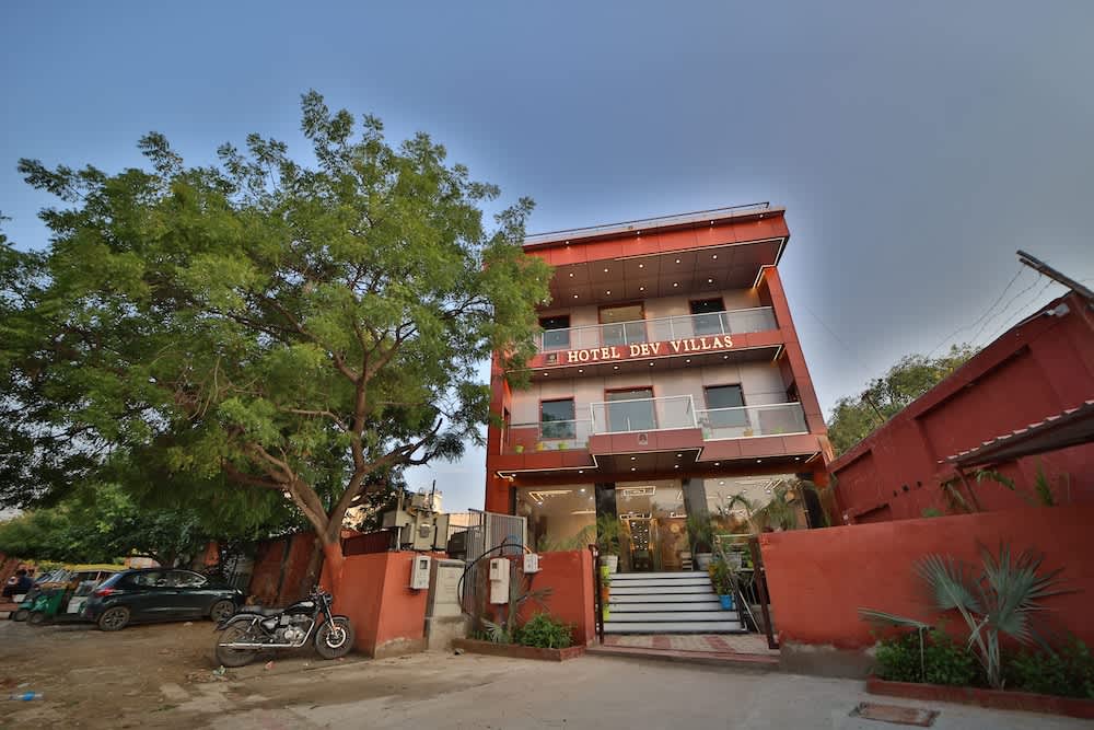 Hotel Dev Vilas 600 Metres from Taj Mahal 1