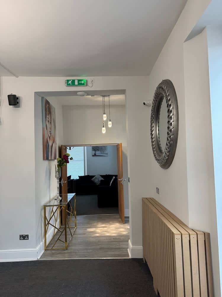 OYO Watton Vibe Hotel 2