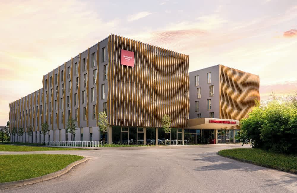 Leonardo Royal Hotel Cologne Bonn Airport 1