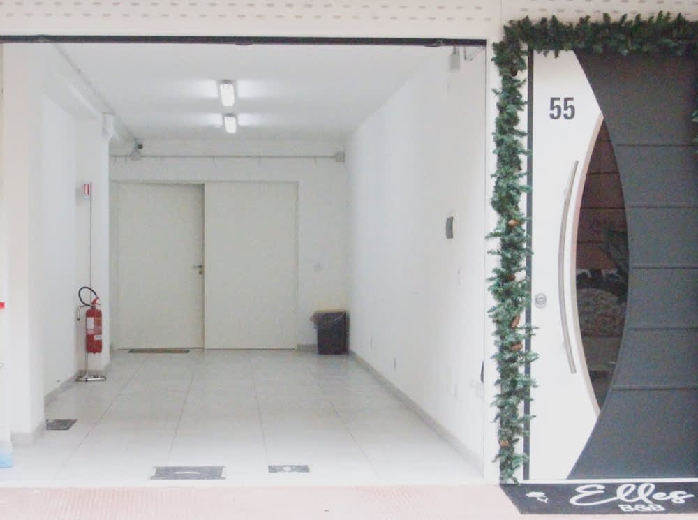 B&B Elles con parcheggio interno 1