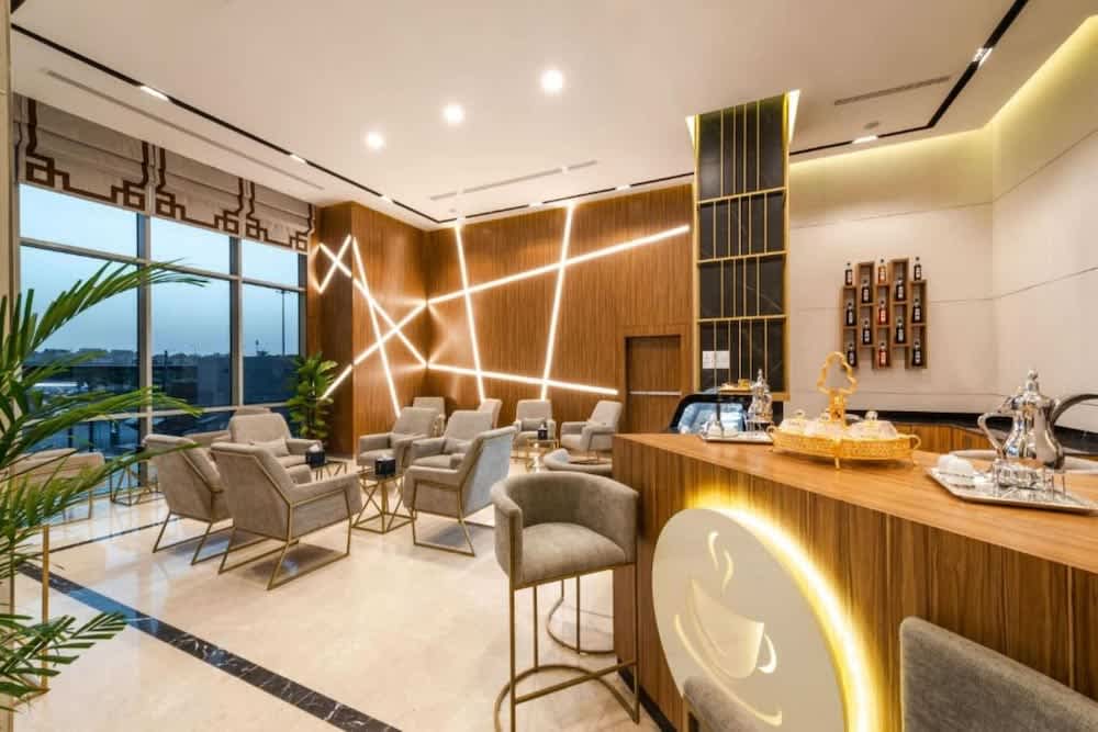 Dancenter Luxury Central King Fahd Road Formerly Anan Hotel 2