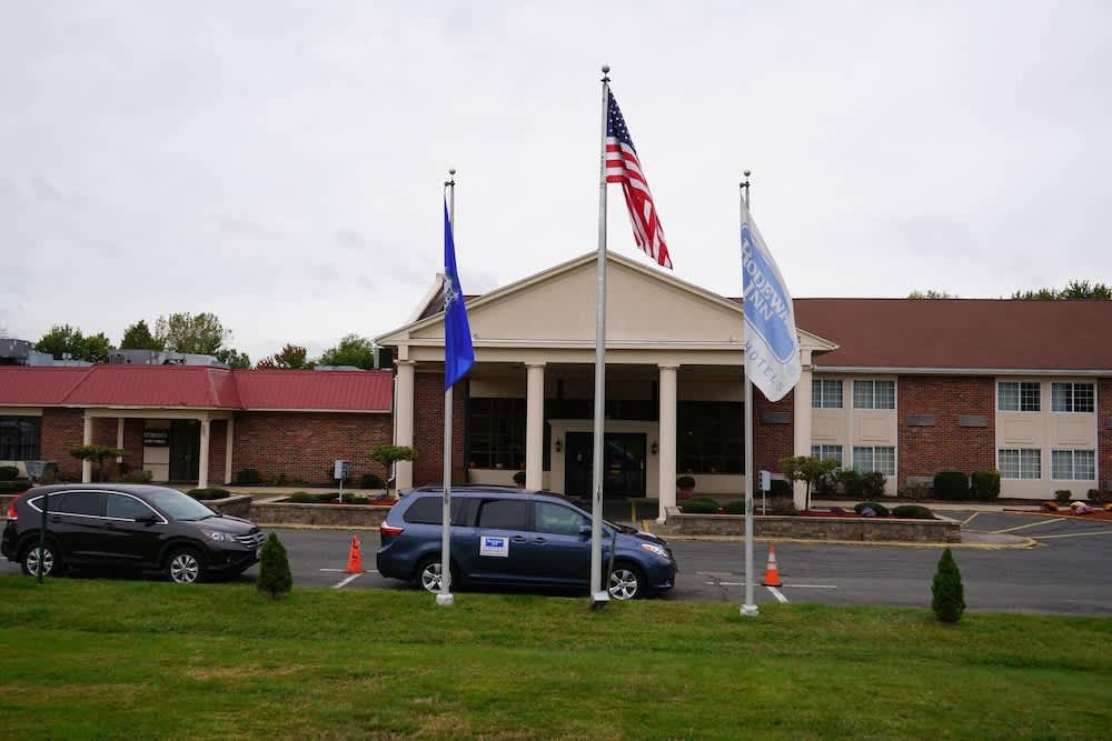 Rodeway Inn & Suites East Windsor 1