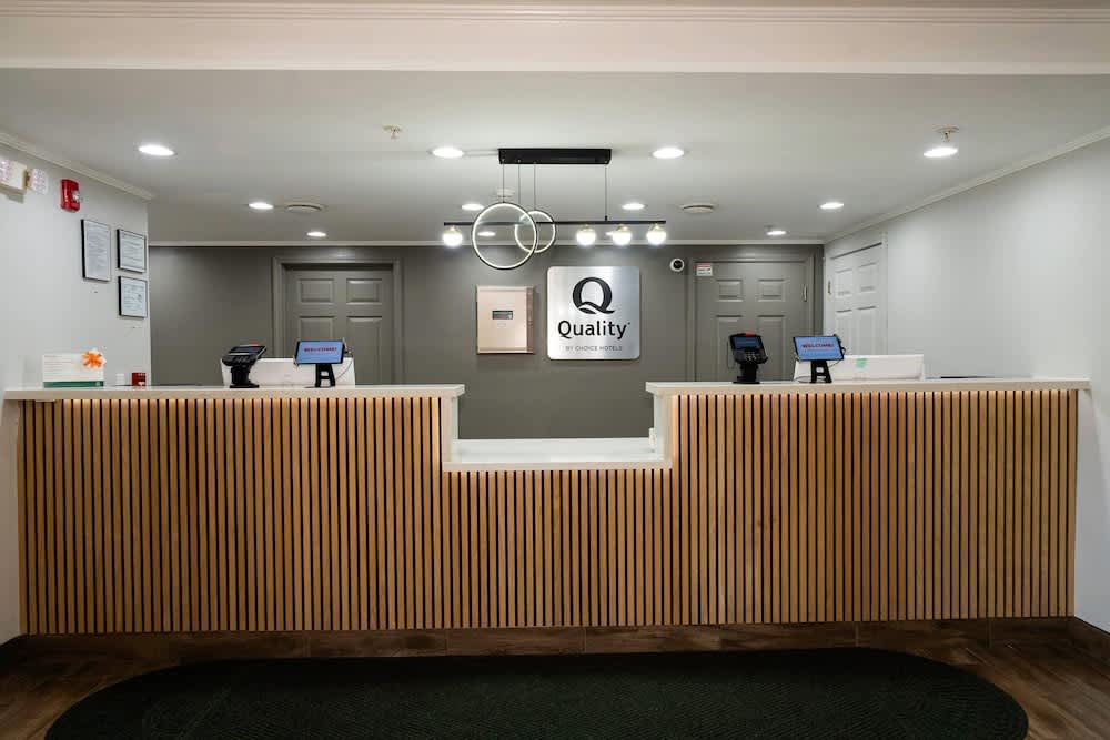 Quality Inn Rome South 2