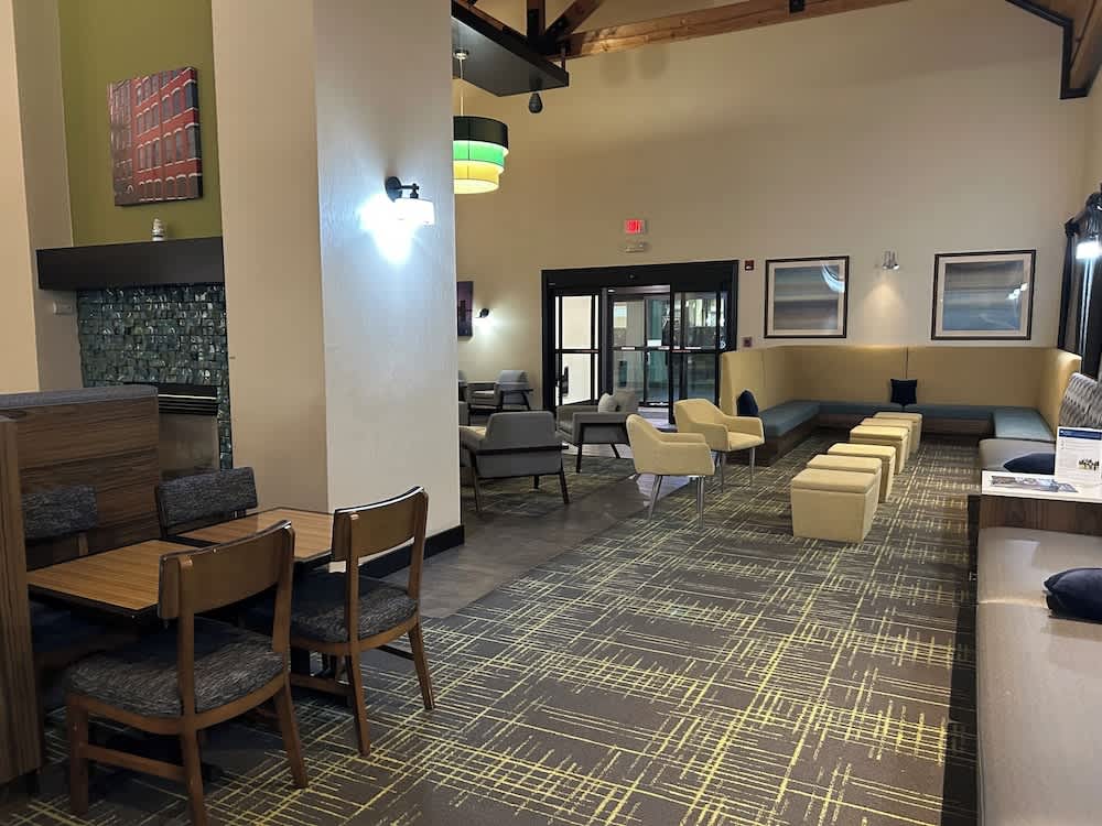 Comfort Inn & Suites Toledo North 1