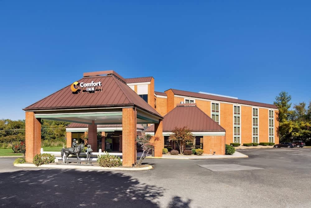 Comfort Inn Lexington Virginia Horse Center 1