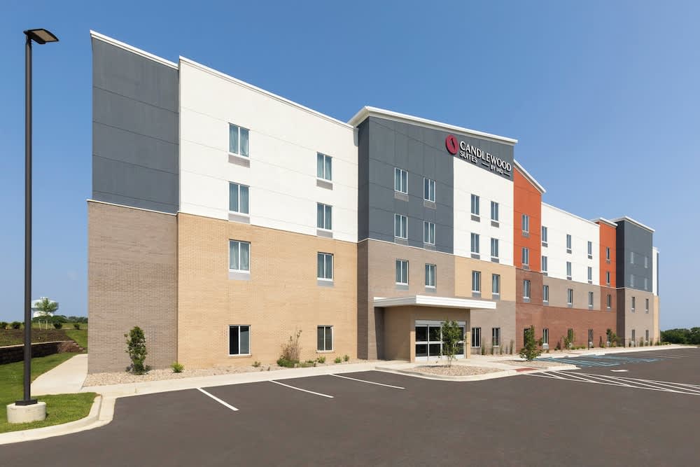 Candlewood Suites Shelbyville, an IHG Hotel 1