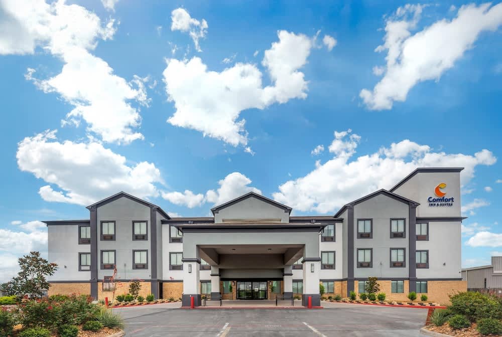 Comfort Inn & Suites Schulenburg 1