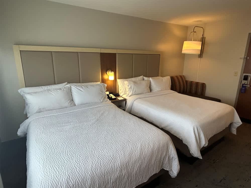 Best Western Roslyn-Long Island Hotel 2