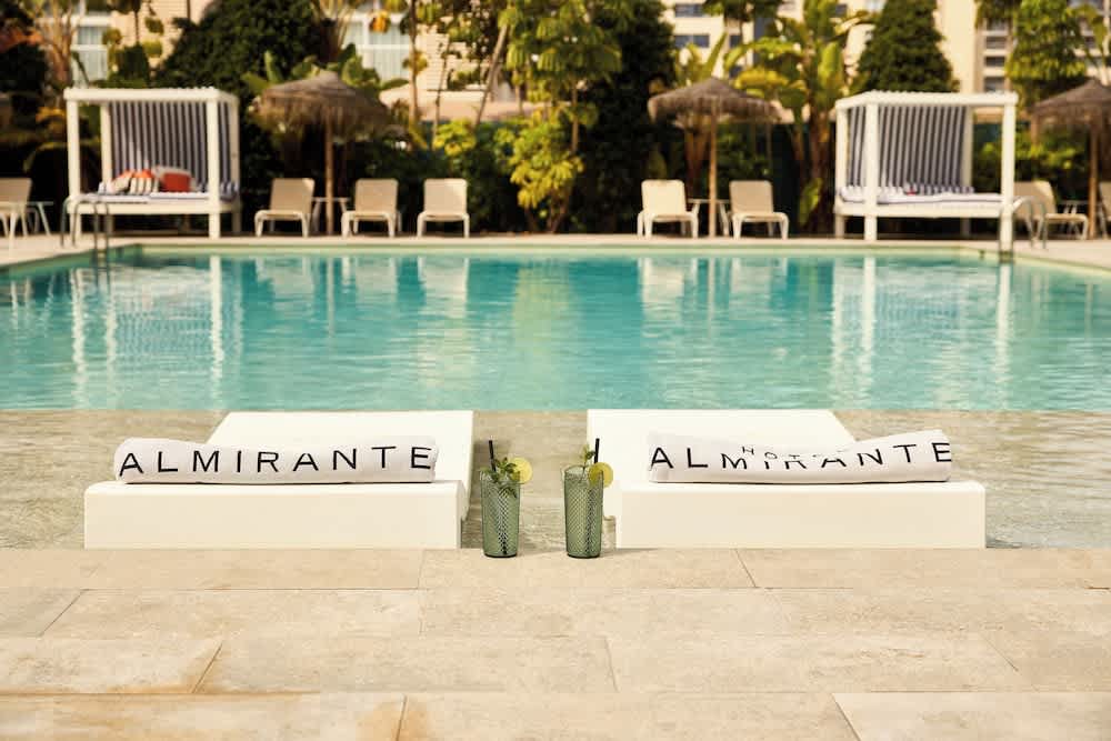 Hotel Almirante 2