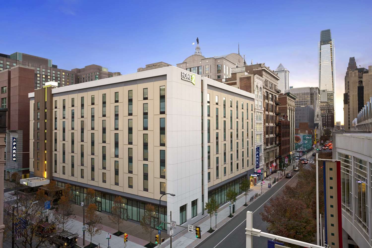 Home2 Suites by Hilton Philadelphia Convention Center 1