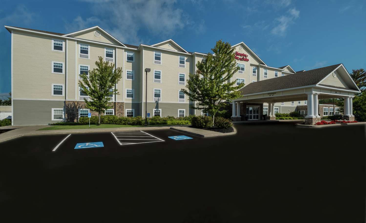 Hampton Inn & Suites Rockland 1