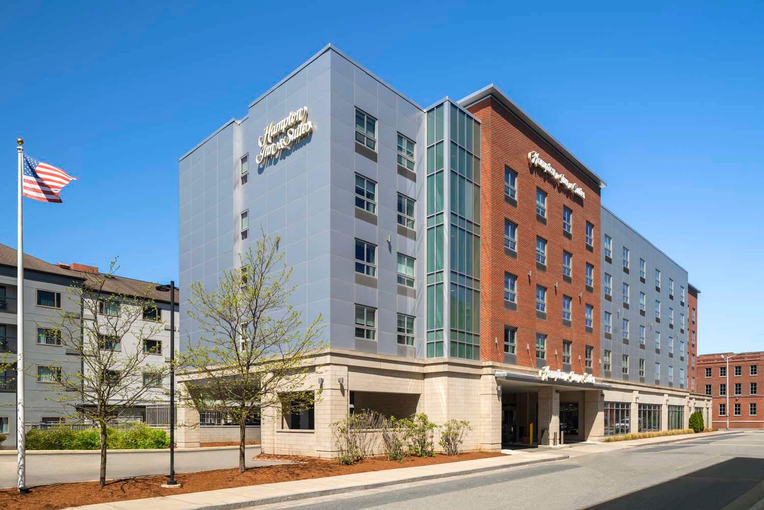 Hampton Inn & Suites-Worcester, MA 1