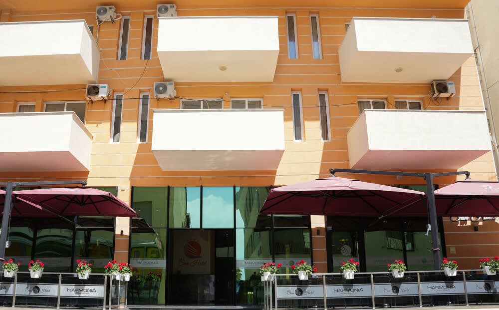 Sun Hotel 1