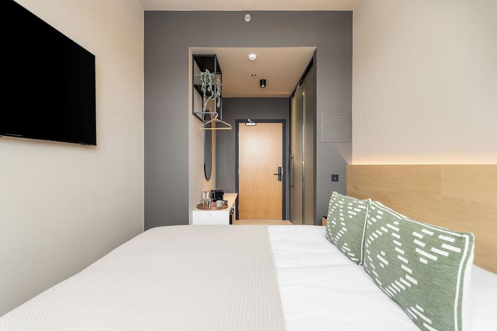 Arctic Comfort Hotel 2