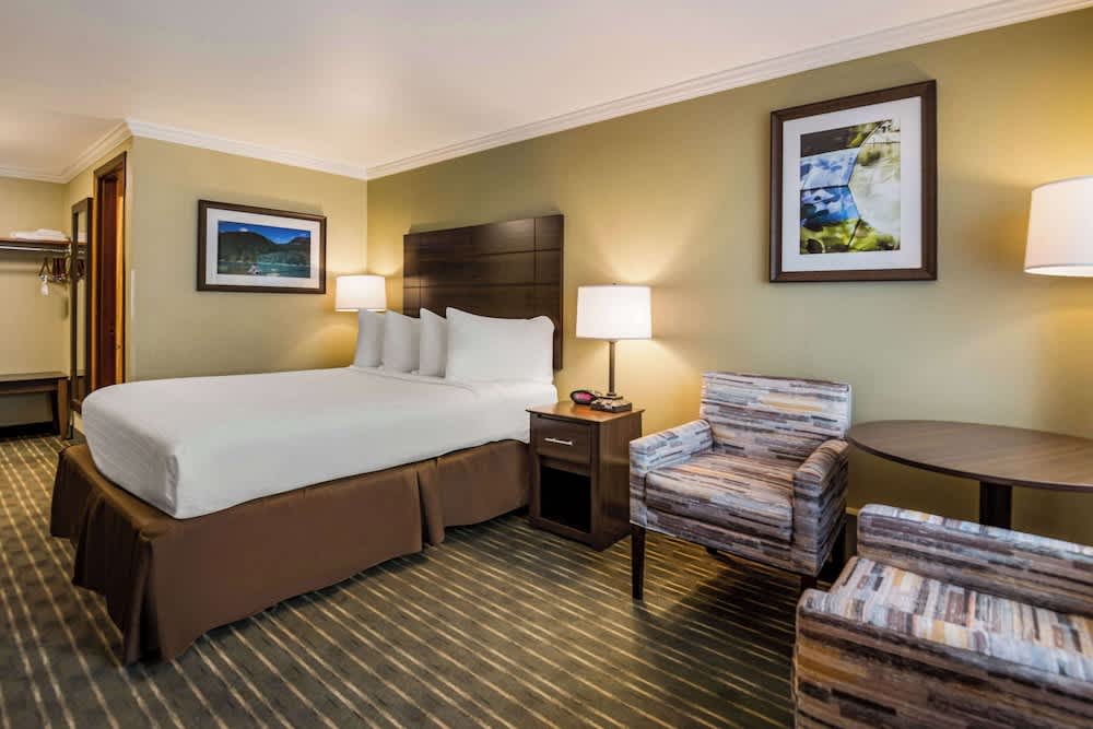 Best Western Holiday Hotel 1