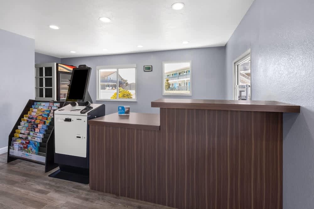 Days Inn by Wyndham Arroyo Grande Pismo Beach 2