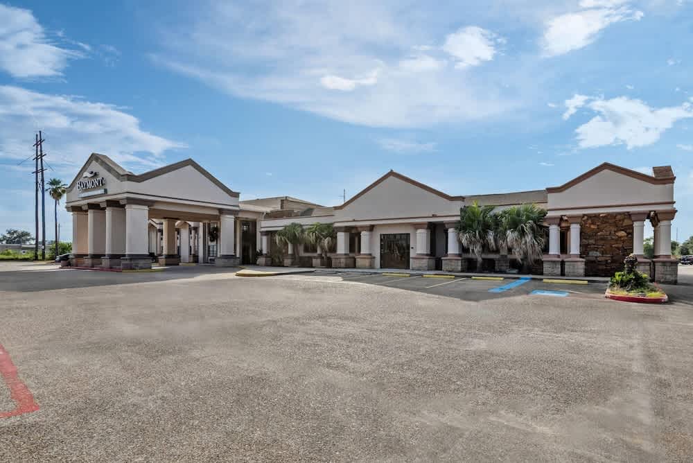 Baymont by Wyndham Port Arthur - Groves Area 1