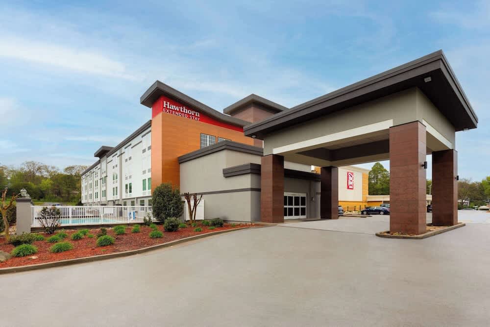 Hawthorn Extended Stay by Wyndham Knoxville 1