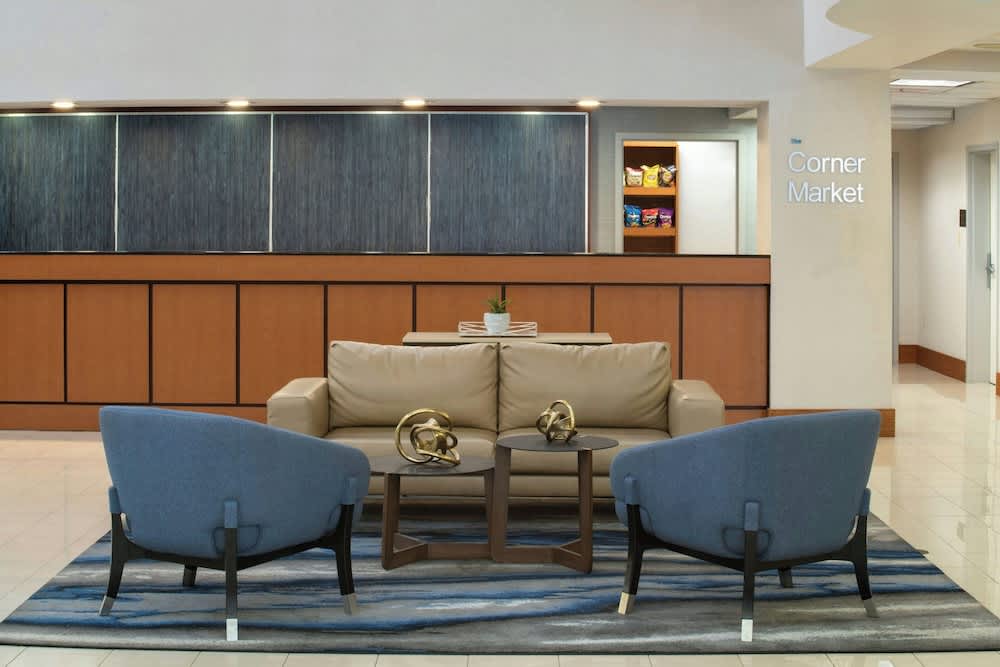 Fairfield Inn and Suites Atlanta Airport South/Sullivan Road 2