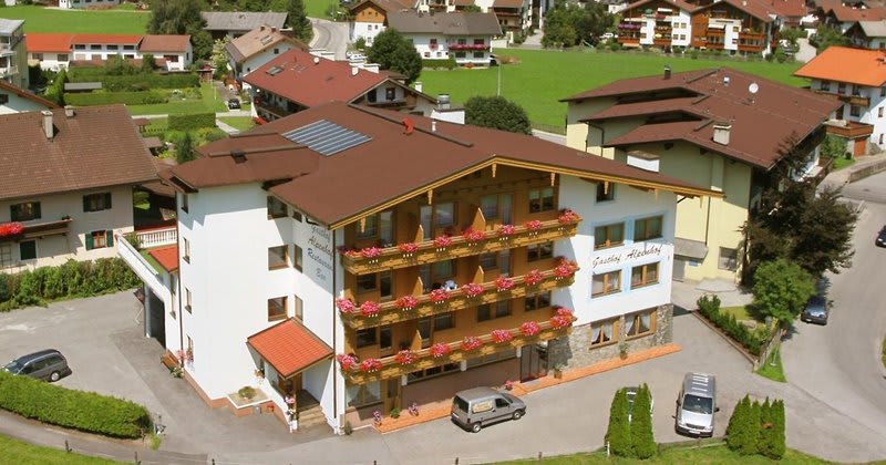 Alpenhof Hotel Garni Suprême 1