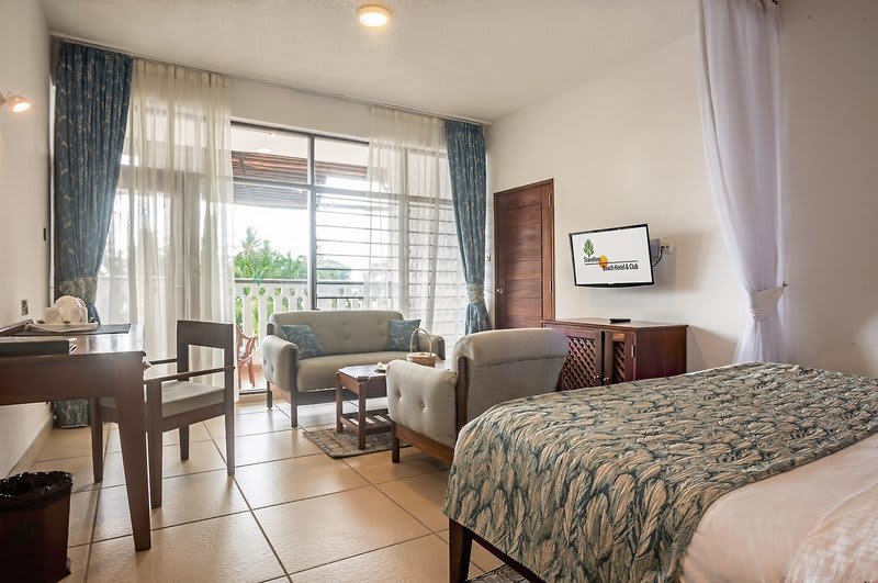 Travellers Beach Hotel & SPA 2