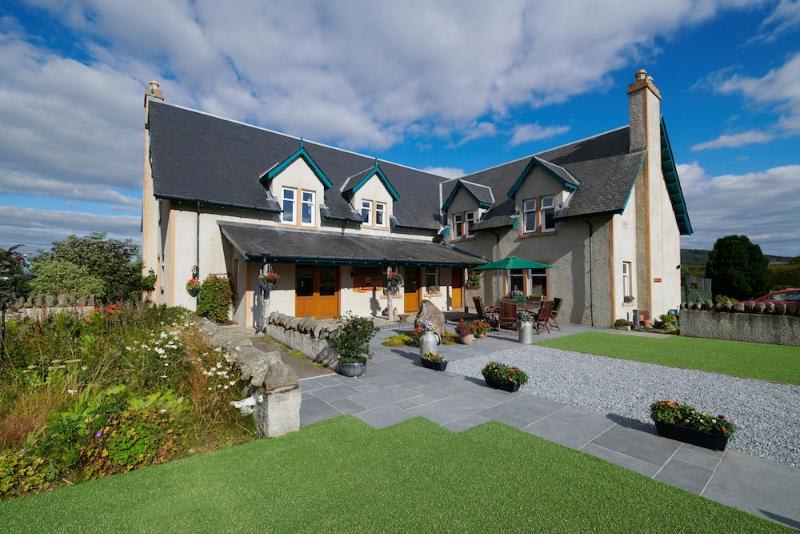 Daviot Lodge apartment 1