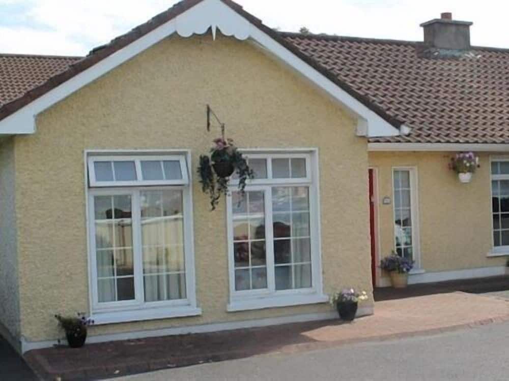 Hazelbrook 2