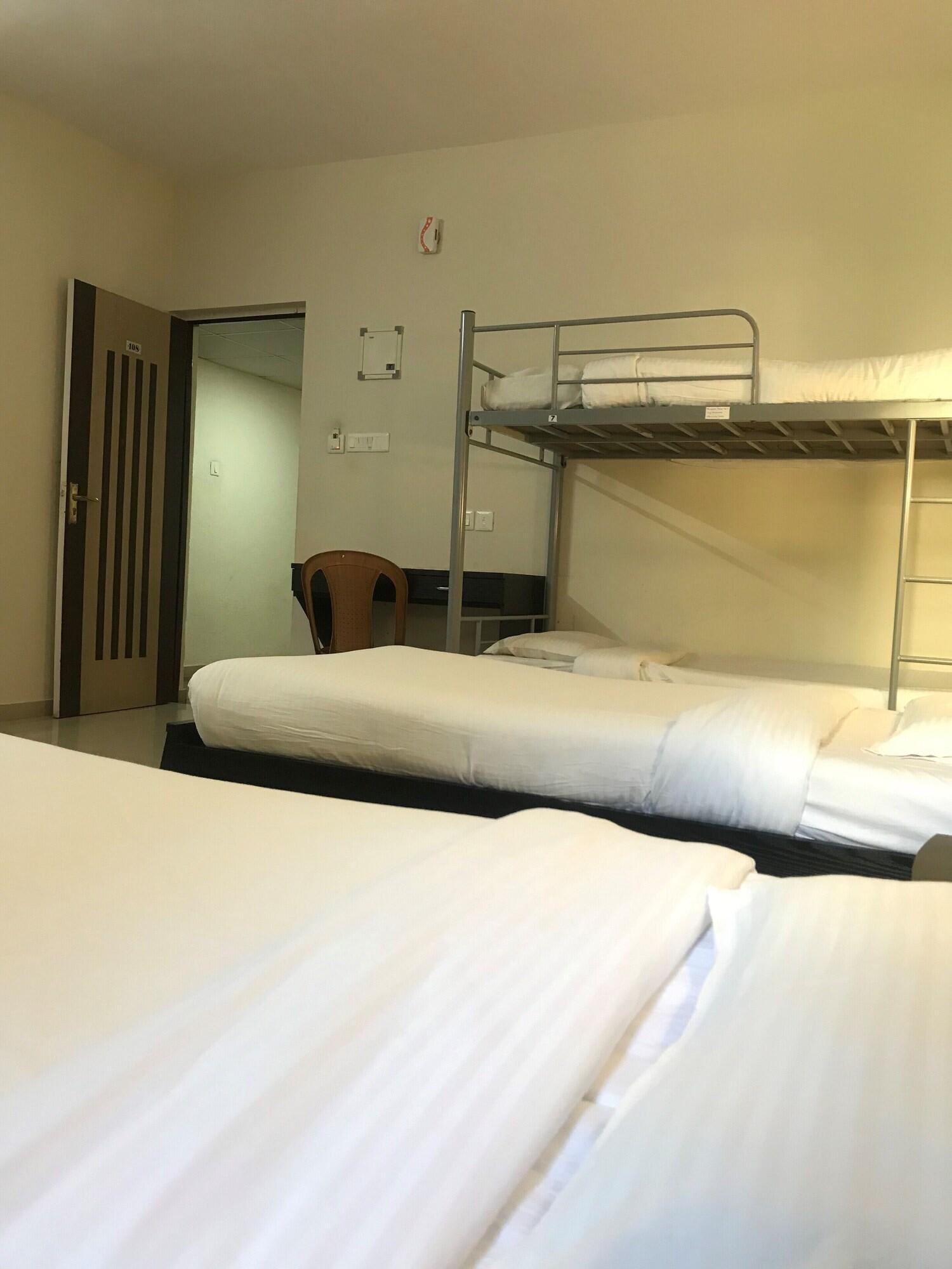 All Seasons Guest House I Rooms & Dorms 2