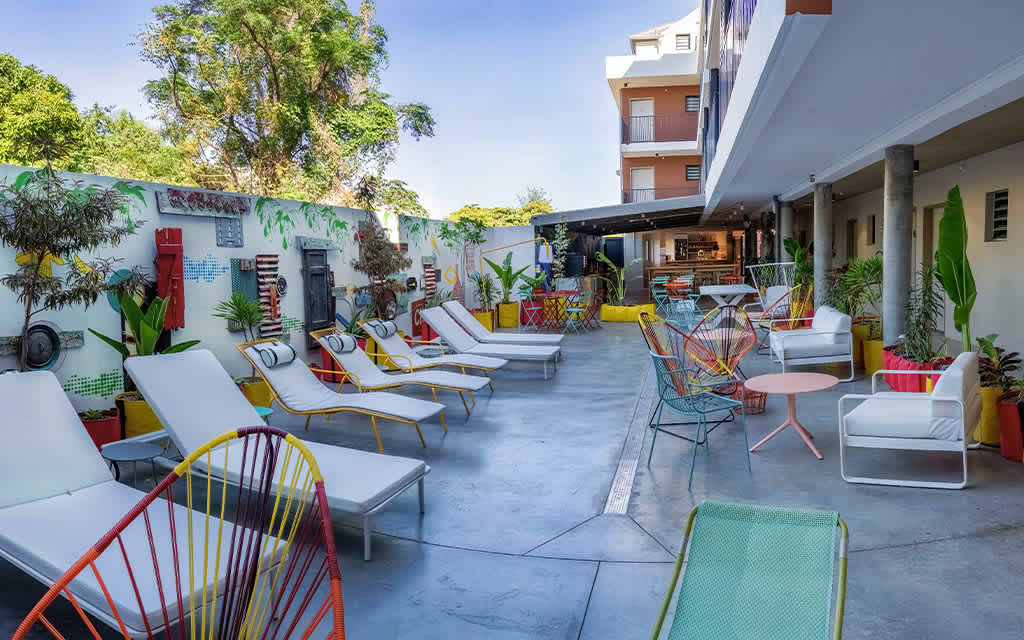 HÔTEL LE TERRE SAINTE 2