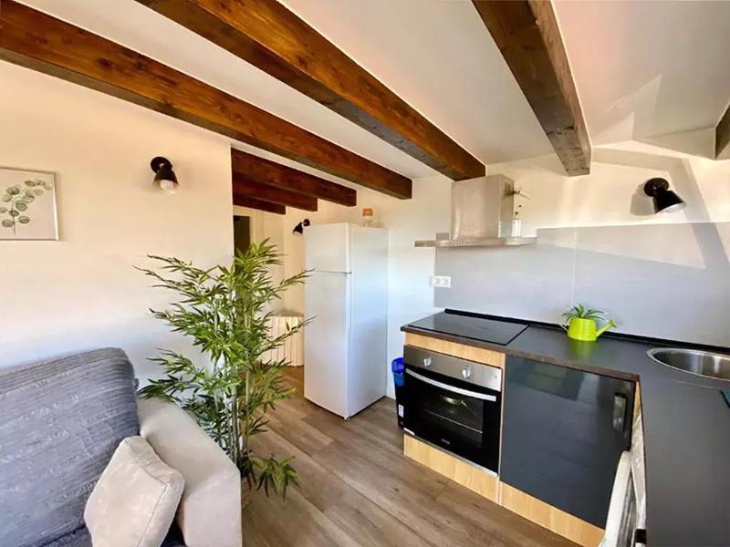 Apartamentos via street 3000 1