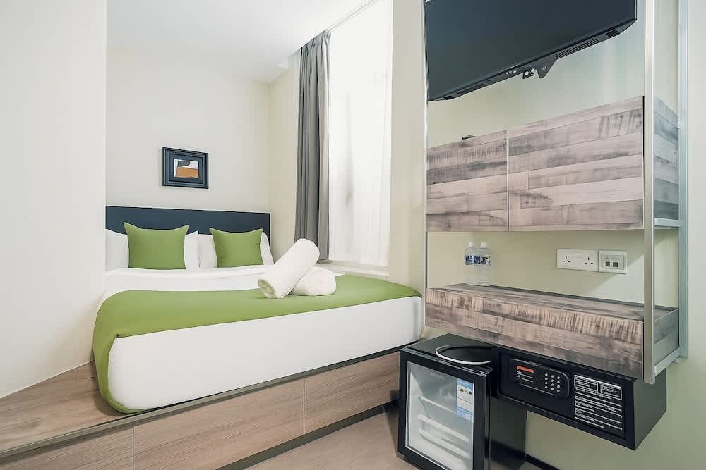 A Hotel Chinatown- Stay From 8PM To 9AM 2