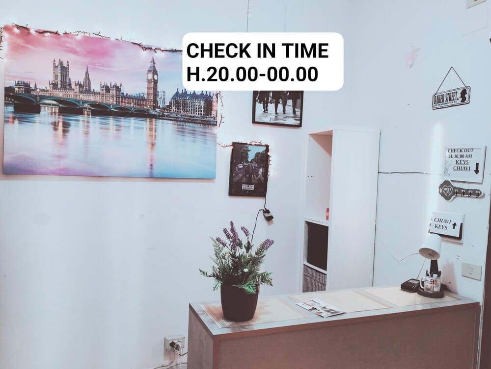 La Perla B & B Check in Time from h 20 pm till Midnight Orario check in da h 20 pm a mezzanotte 2