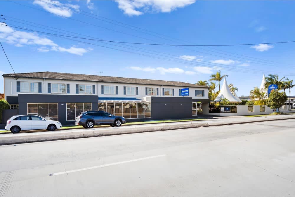 Comfort Inn All Seasons 1