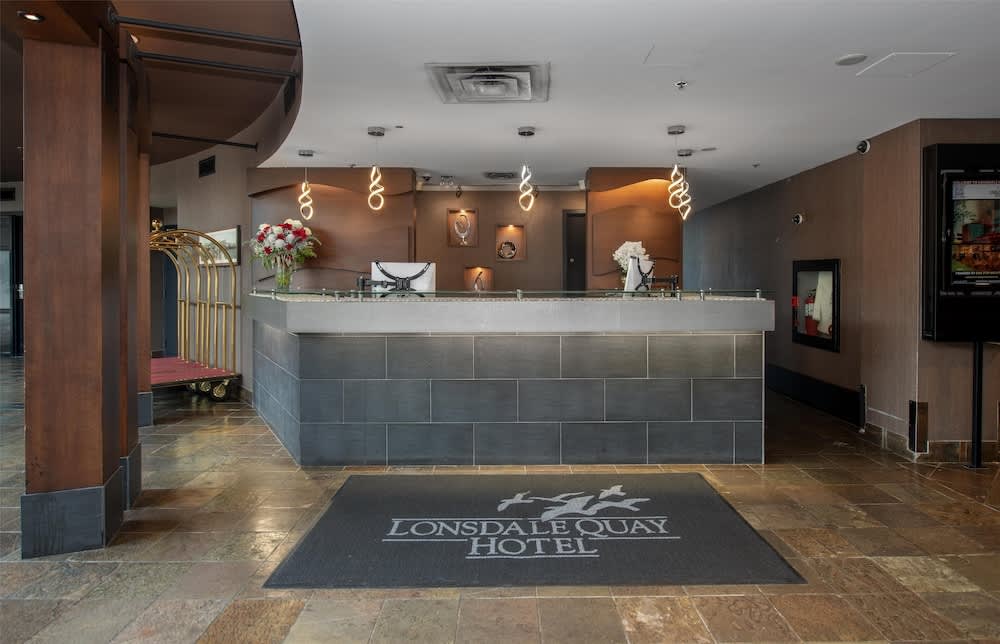 Coast Lonsdale Quay Hotel 2