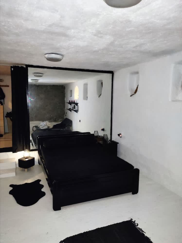 Pyrgi Artemis Place 1