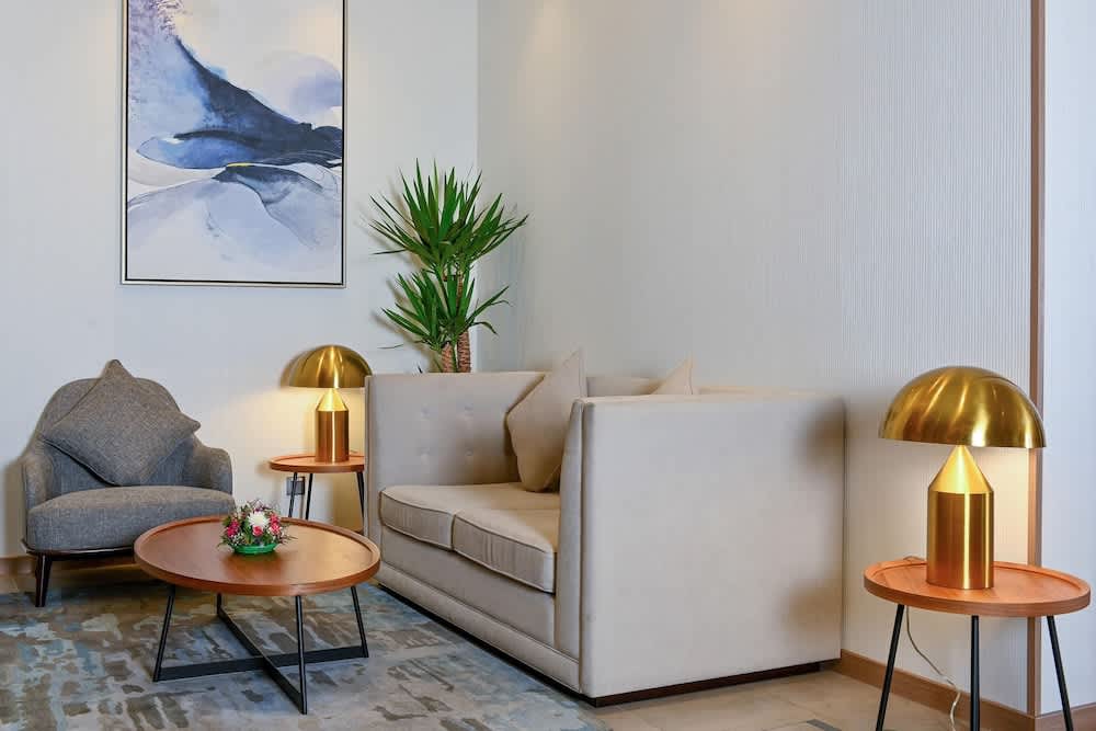 Comfort Hotel Jeddah King Road 2